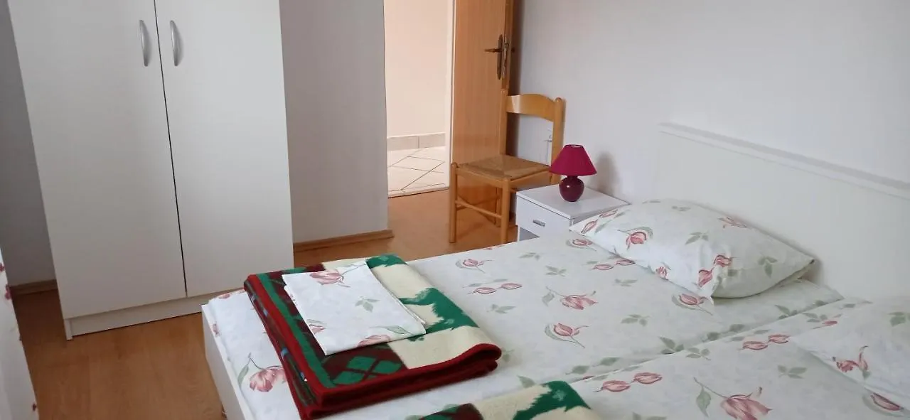 Apartments Tatjana Martinšćica